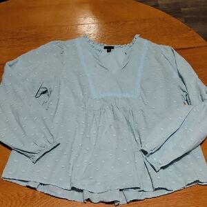 Torrid Light Green Textured Women's Blouse